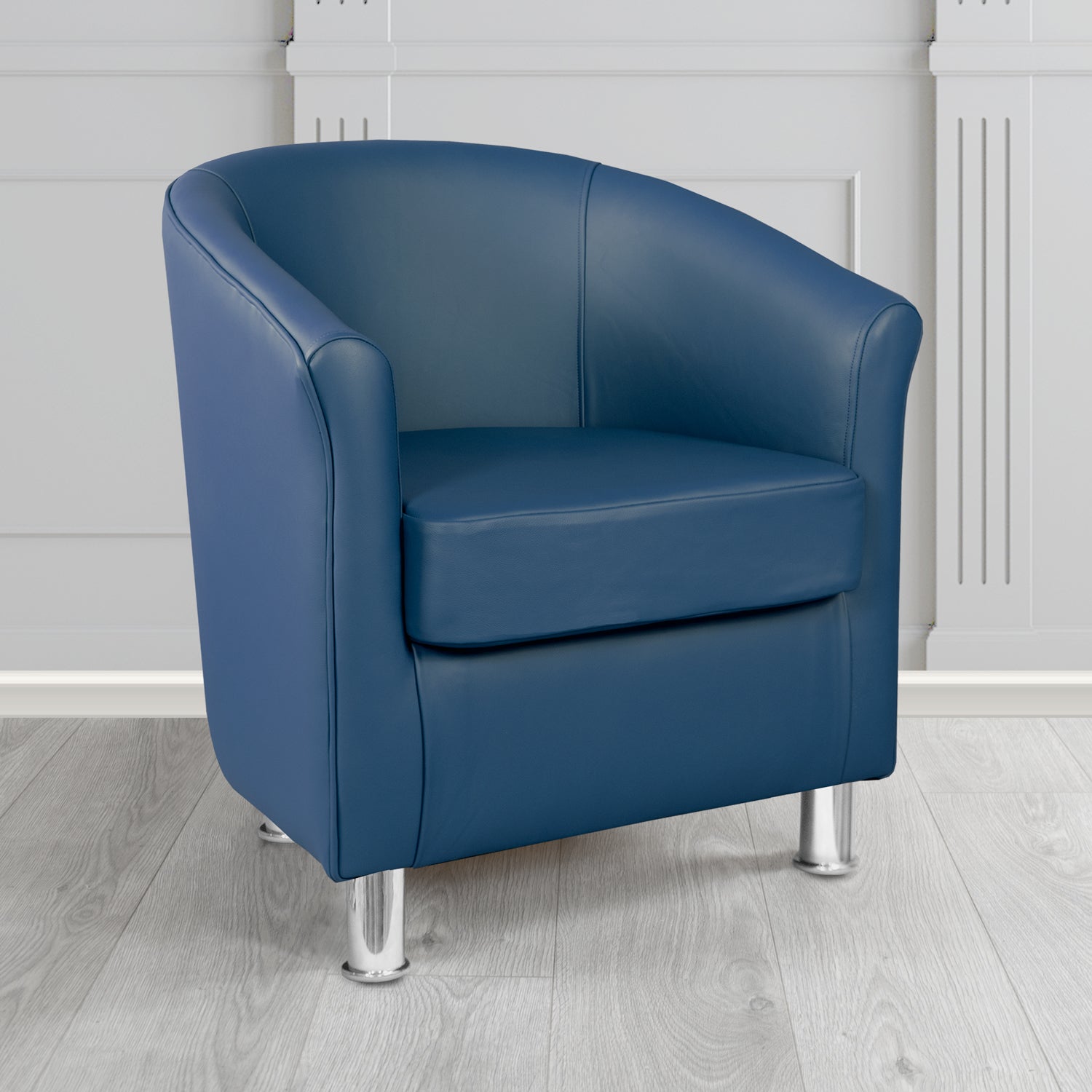 Como Tub Chair in Vele Azzurro Crib 5 Genuine Leather