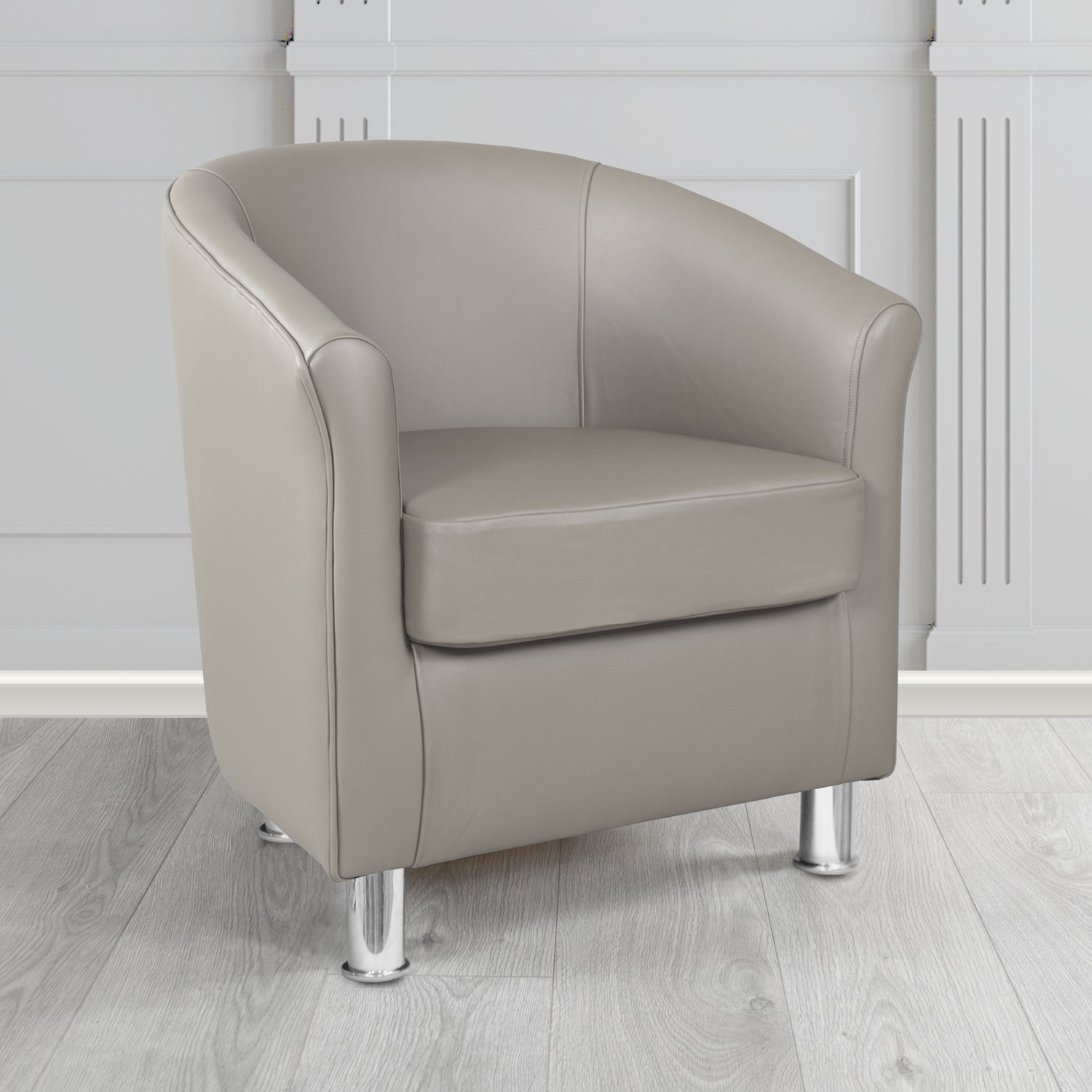 Como Tub Chair in Vele Essential Crib 5 Genuine Leather