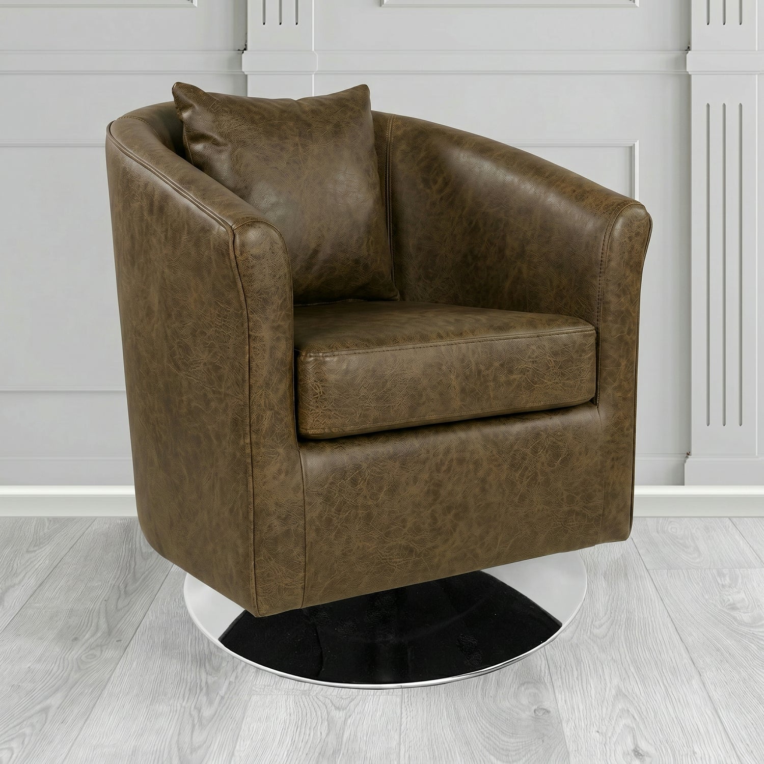 St Tropez Swivel Tub Chair in Crest Leather Saloon Semi-Aniline Crib 5 Genuine Leather with Scatter Cushion