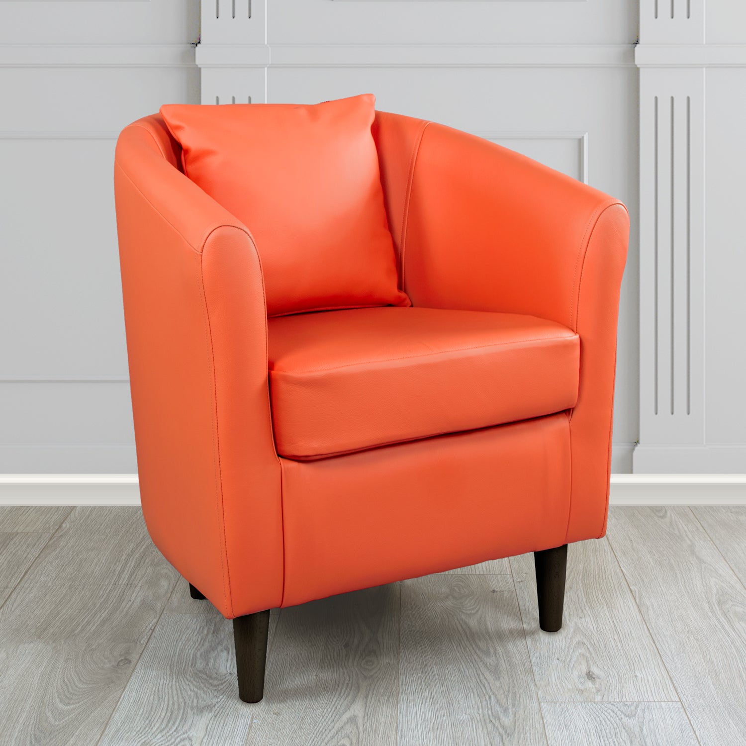 St Tropez Shelly Crib 5 Genuine Leather Tub Chair with Scatter Cushion