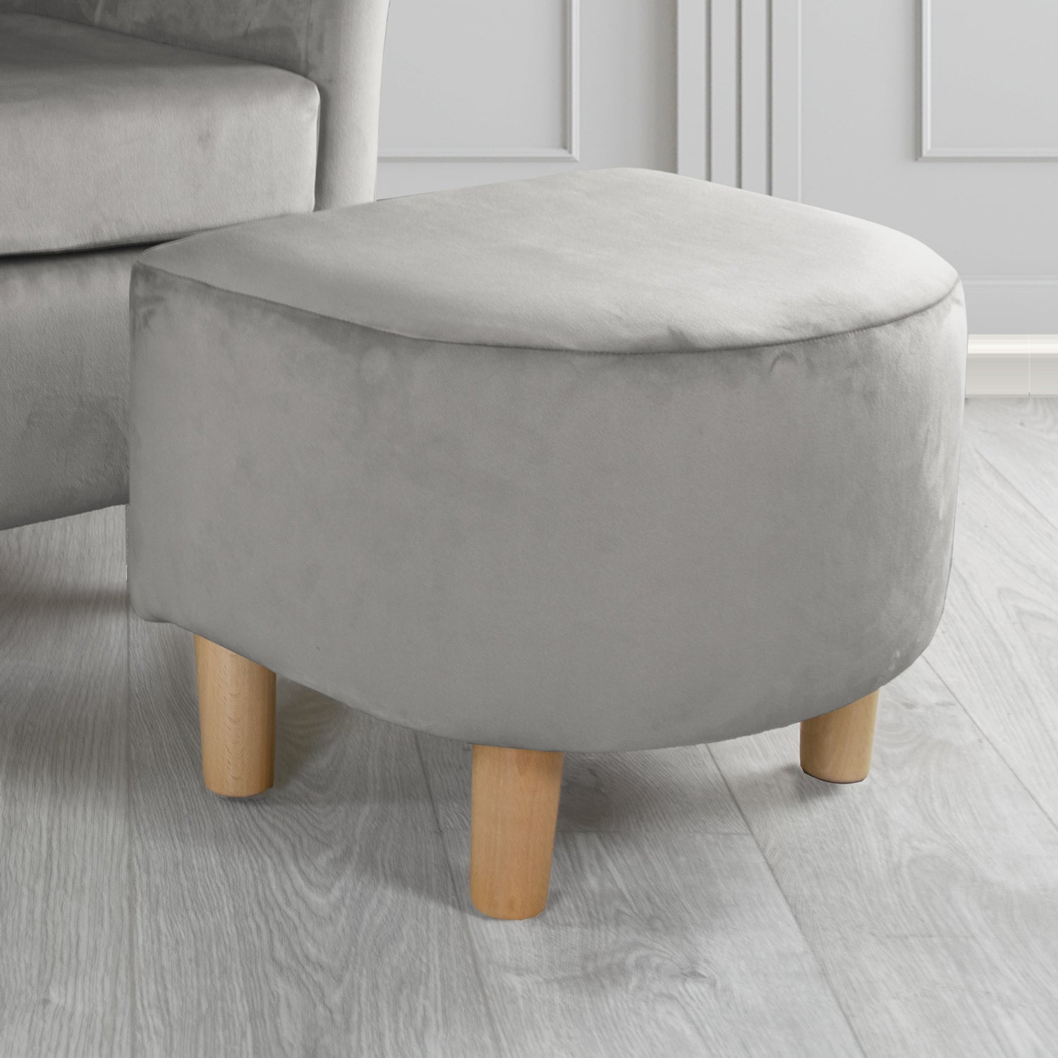 Tuscany Footstool in Sapore Crib 5 Velvet Fabric