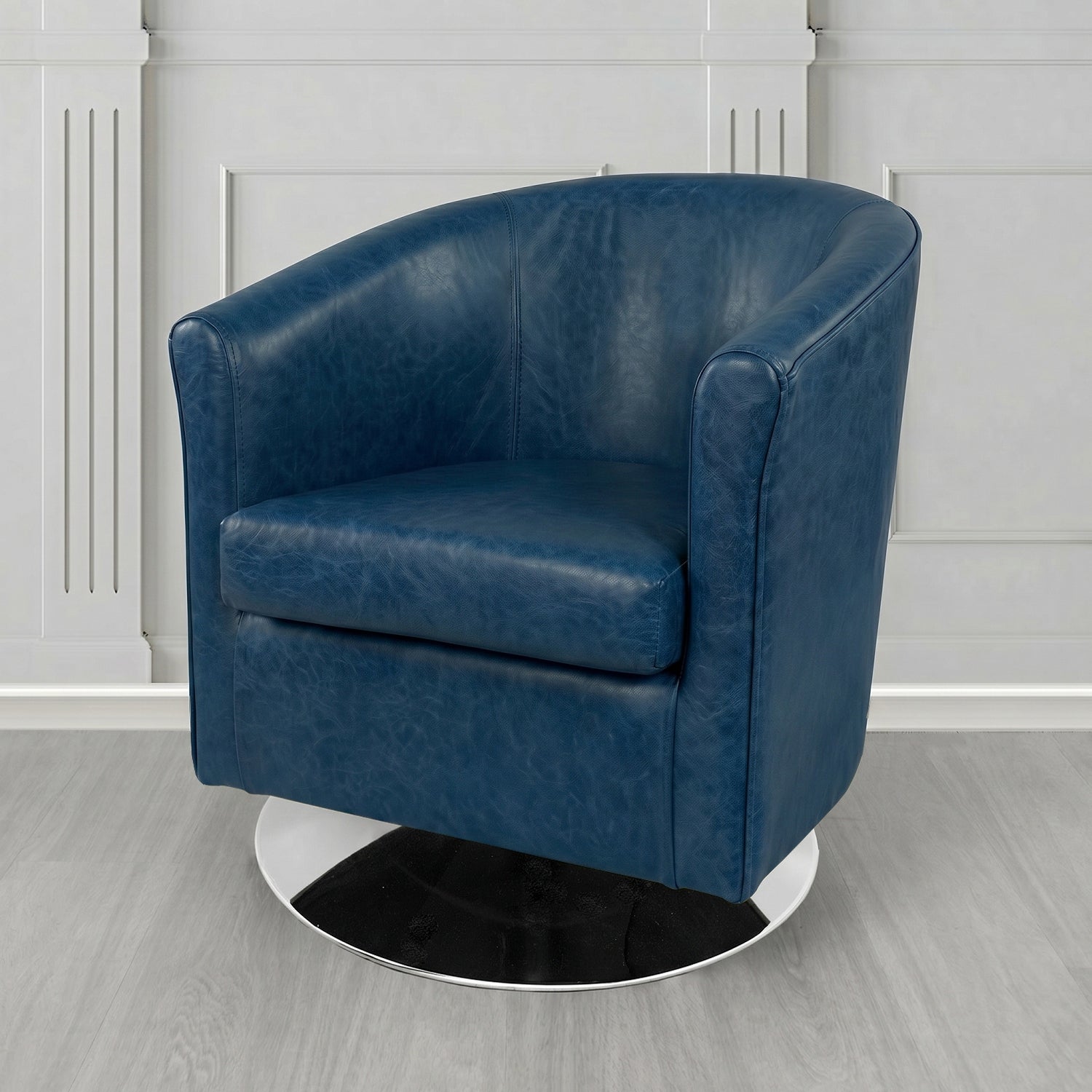 Tuscany Swivel Tub Chair in Crest Leather Old English Crib 5 Genuine Leather